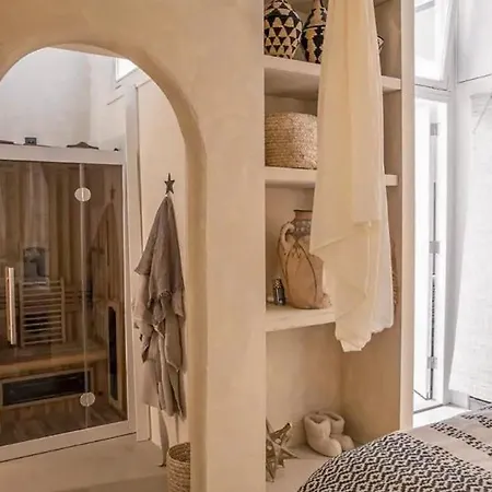 Bed & Breakfast Haert Boutique Wellness City Centre Haarlem