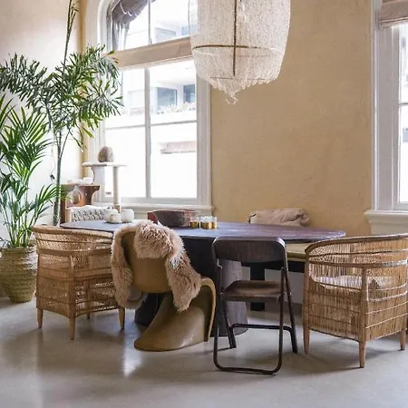Haert Boutique Wellness City Centre Bed & Breakfast