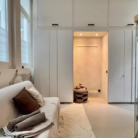 Haert Boutique Wellness City Centre ベッド・アンド・ブレックファスト 3*