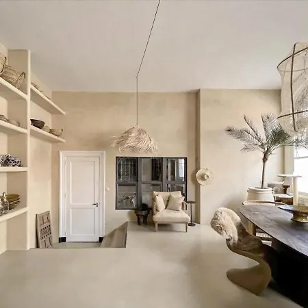 Haert Boutique Wellness City Centre Bed & Breakfast